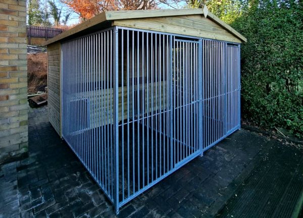 Wilmslow double wooden dog kennel